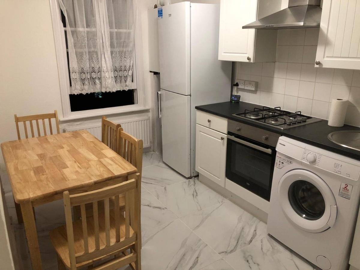 East London 2 Bedroom Apartment Eksteriør billede