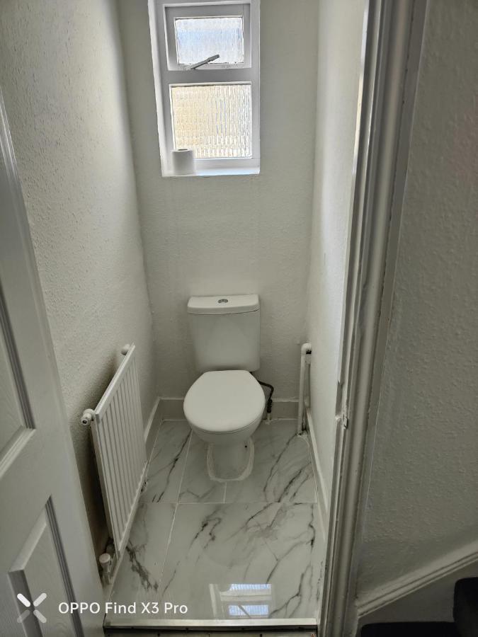 East London 2 Bedroom Apartment Eksteriør billede
